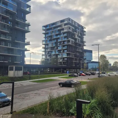 Onestreet Apartment *